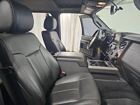 Used 2016 Ford F250 Lariat w/ Lariat Ultimate Package AWD/4WD image 13
