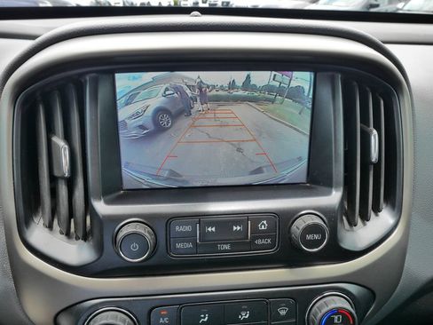 Used 2016 Chevrolet Colorado Z71 AWD/4WD image 32