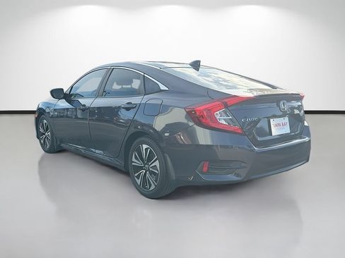 Used 2018 Honda Civic EX-T image 5