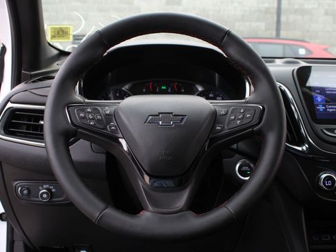 Used 2024 Chevrolet Equinox RS AWD/4WD image 10