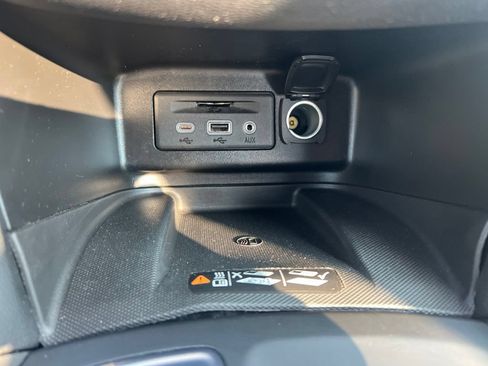 Used 2021 Chevrolet Equinox Premier FWD image 20