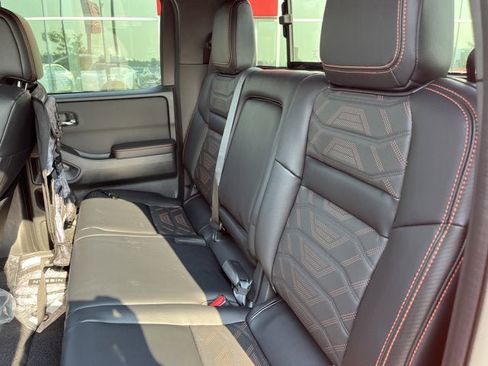 Used 2025 Nissan Frontier PRO-4X w/ Pro Premium Package image 22
