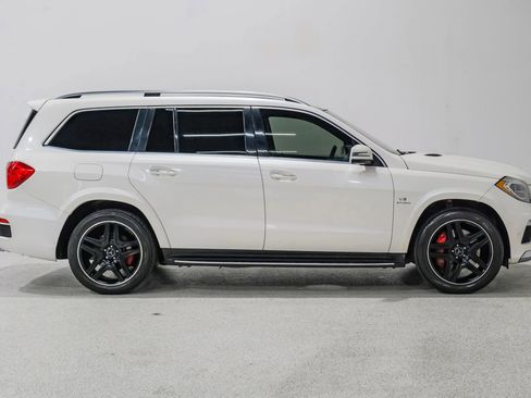 Used 2016 Mercedes-Benz GL 63 AMG 4MATIC image 5