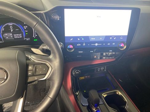 Used 2026 Lexus NX 350 AWD w/ Accessory Package (2T) image 17