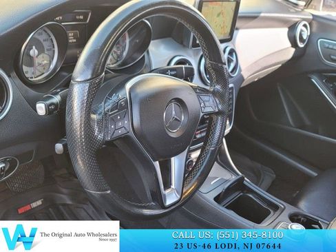 Used 2014 Mercedes-Benz CLA 250 image 12