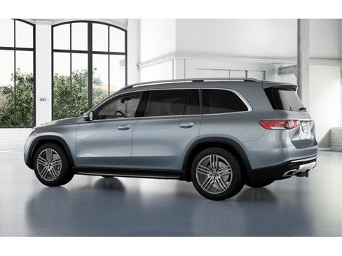 New 2026 Mercedes-Benz GLS 450 4MATIC image 31
