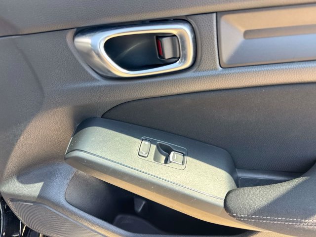 Used 2025 Honda Civic Sport image 17