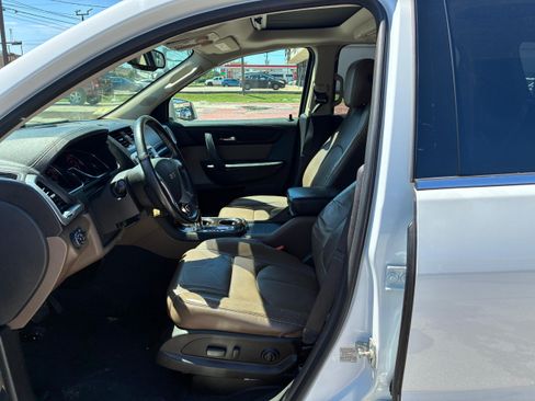 Used 2017 GMC Acadia Limited SLT AWD/4WD image 12