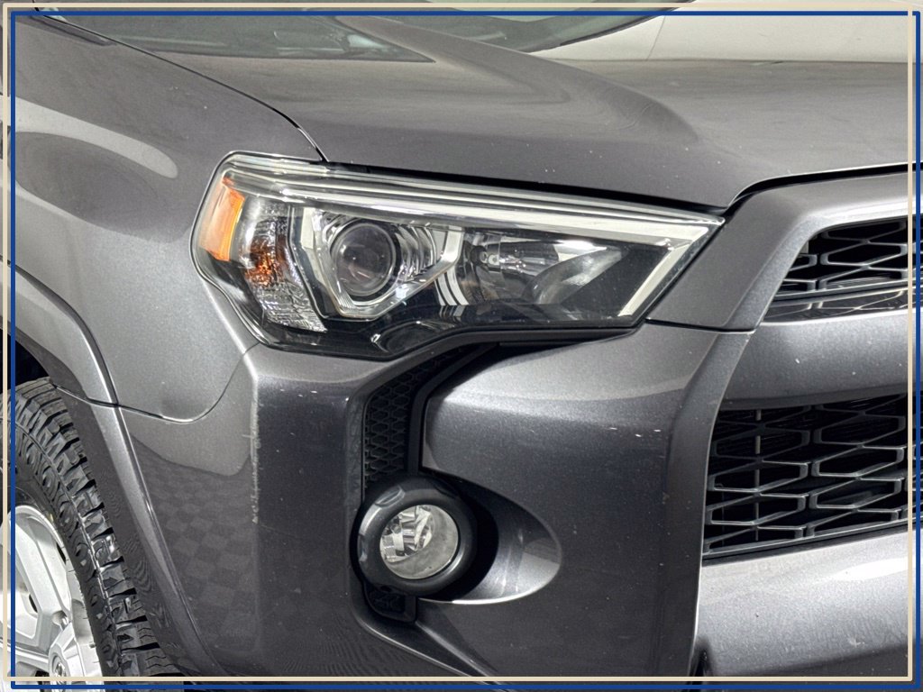 Used 2018 Toyota 4Runner SR5 Premium AWD/4WD image 6