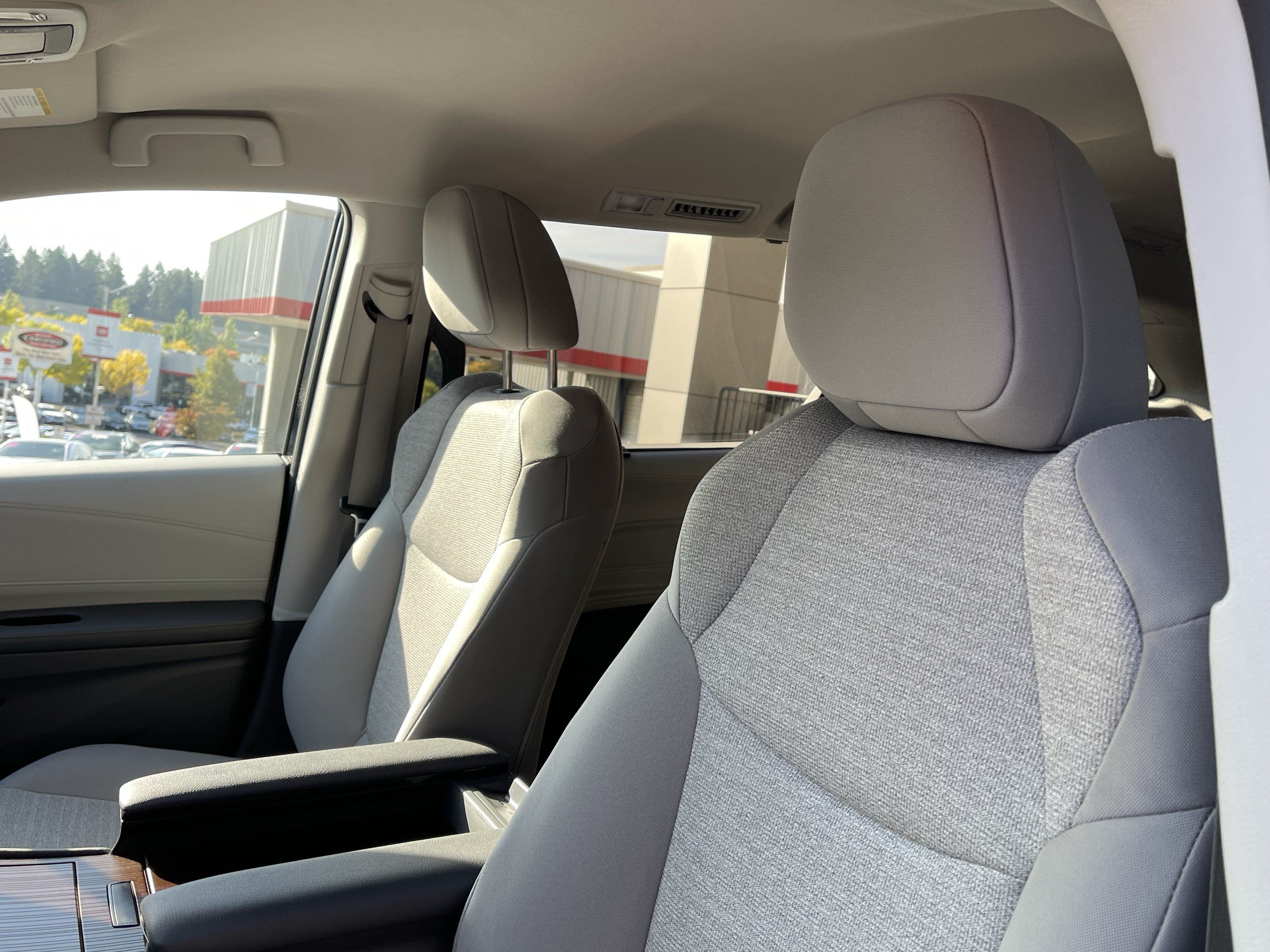 Certified 2024 Toyota Sienna LE AWD/4WD image 19