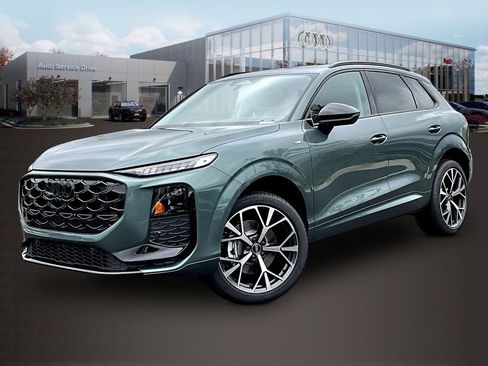 New 2026 Audi Q3 quattro 2.0T AWD/4WD image 2