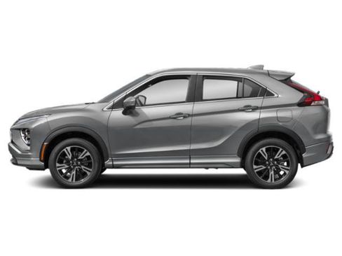 Used 2024 Mitsubishi Eclipse Cross SEL AWD/4WD image 3