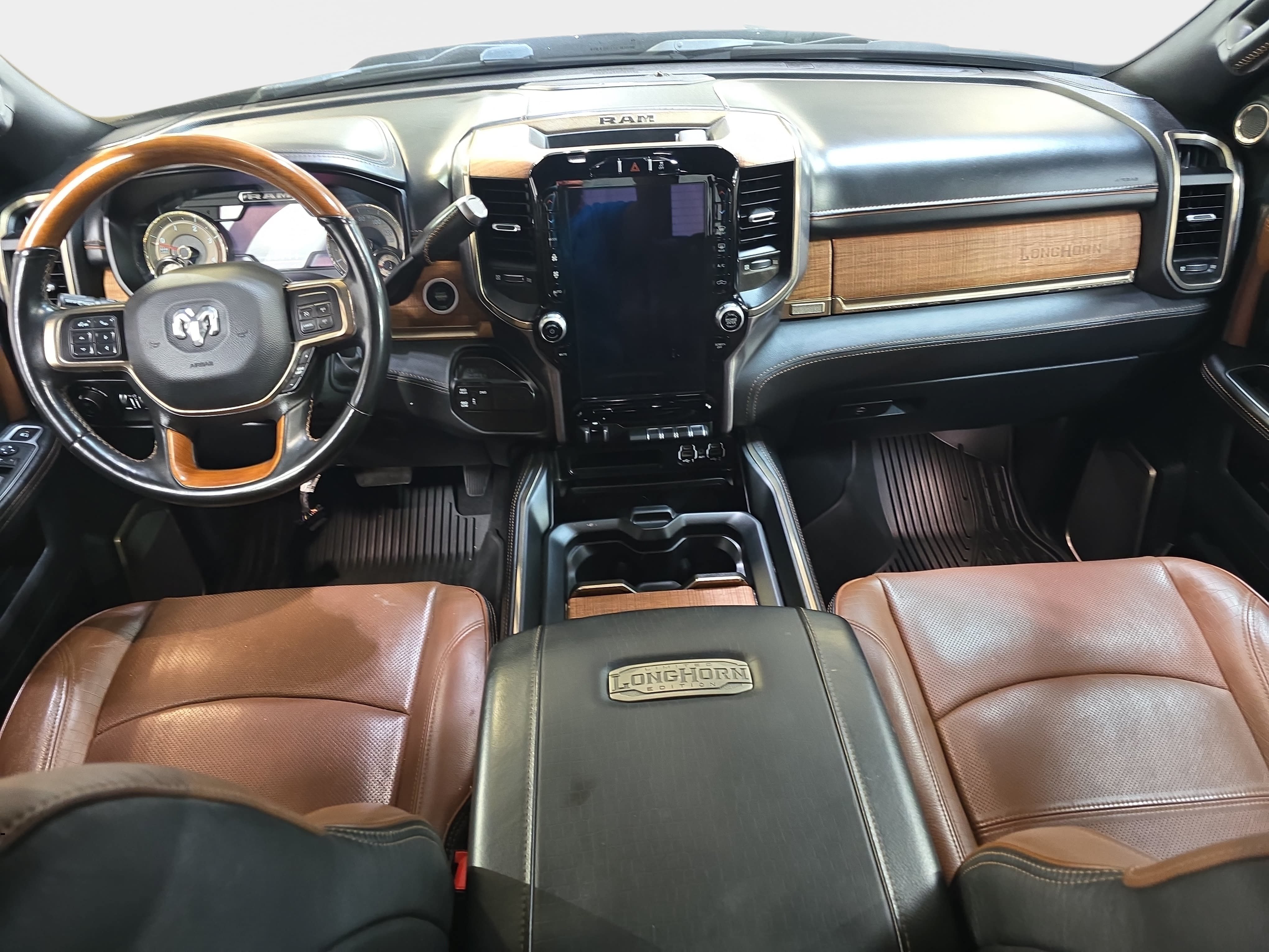 Used 2022 RAM 2500 Limited AWD/4WD image 10