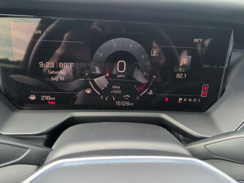 Used 2025 GMC Acadia Elevation FWD image 37