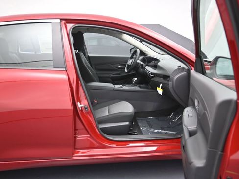 New 2026 Nissan Sentra SV w/ SV Convenience Package FWD image 22