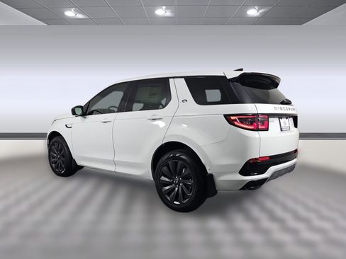 Used 2025 Land Rover Discovery Sport S image 3