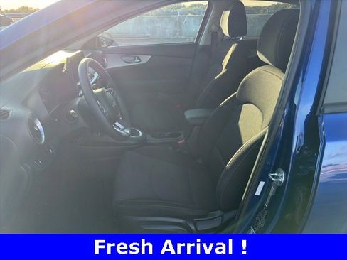 Used 2023 Kia Forte LXS image 10