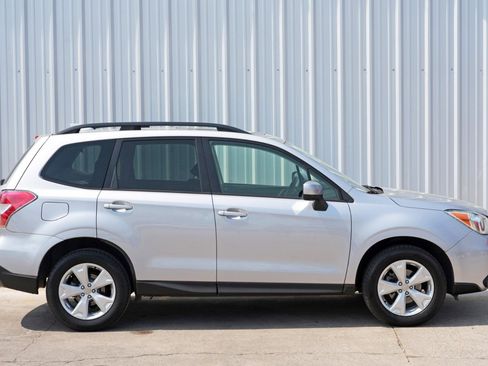 Used 2016 Subaru Forester 2.5i Premium w/ All-Weather Package image 48