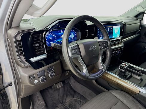 Used 2023 Chevrolet Silverado 1500 RST image 9