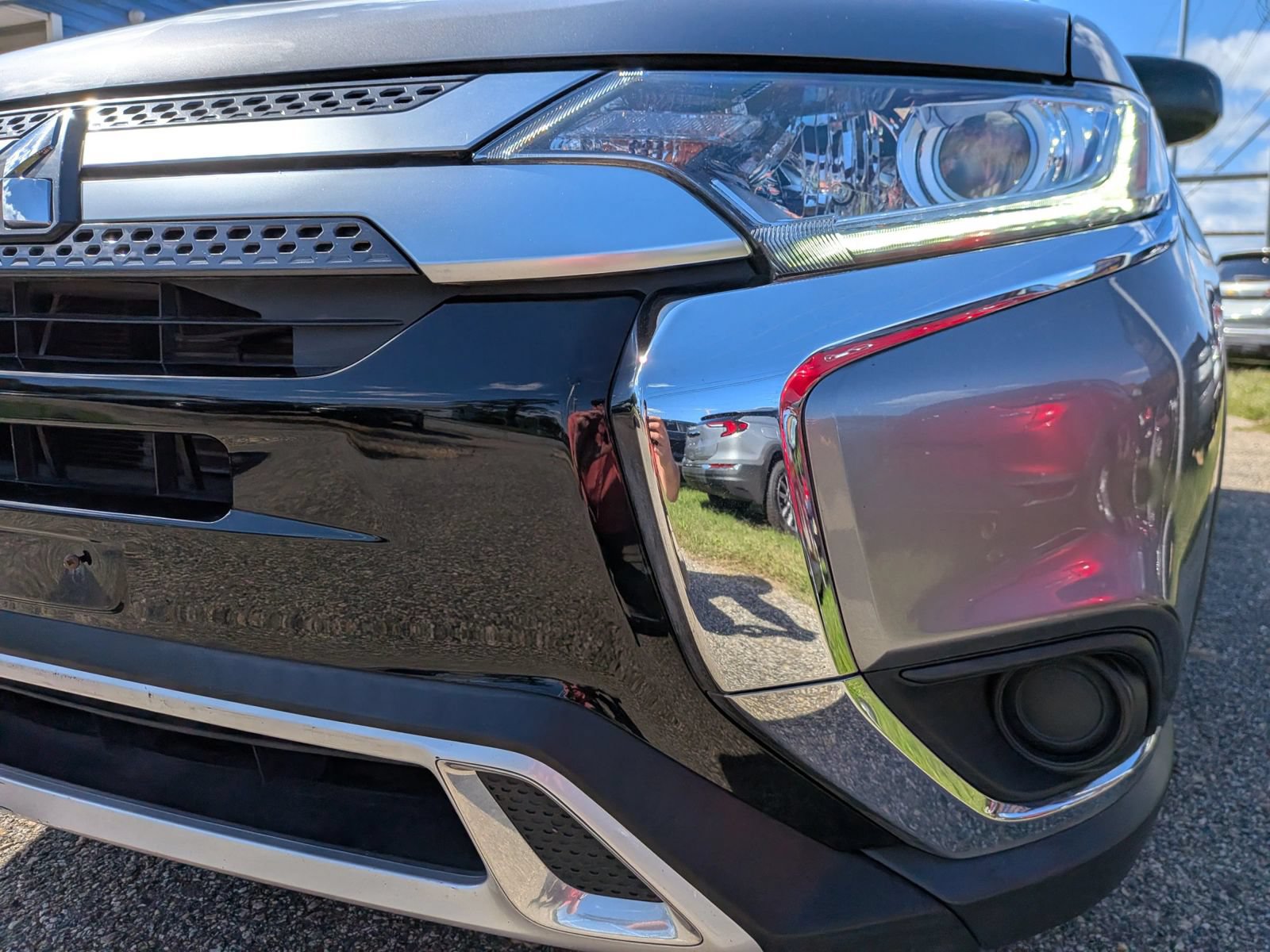 Used 2020 Mitsubishi Outlander ES FWD image 9