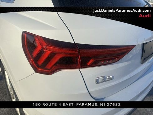 Used 2023 Audi Q3 2.0T Premium Plus w/ Premium Plus Package image 17