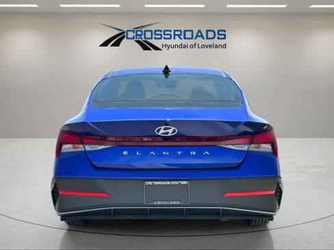 New 2025 Hyundai Elantra SE w/ Cargo Package image 6