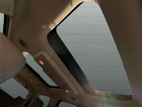 Used 2016 GMC Acadia Denali image 26