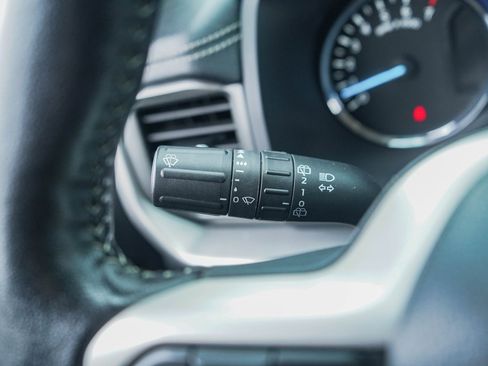 Used 2023 Ford Expedition Max XLT image 16