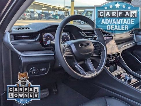 Used 2023 Jeep Grand Cherokee Limited w/ Luxury Tech Group II AWD/4WD image 5
