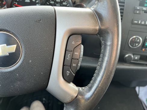 Used 2010 Chevrolet Silverado 1500 LT w/ Power Pack Plus image 19