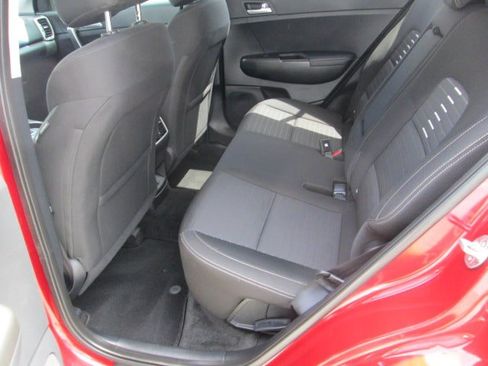 Used 2017 Kia Sportage LX w/ LX Popular Package AWD/4WD image 11