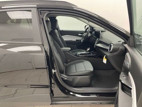 New 2026 Chevrolet Trax LT w/ Driver Confidence Package FWD image 14