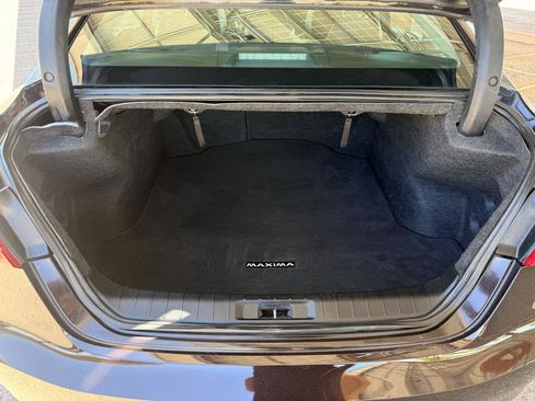 Used 2016 Nissan Maxima SR FWD image 12