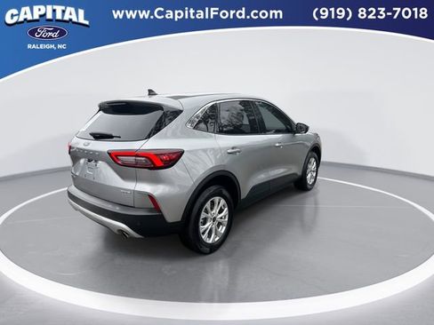 Certified 2023 Ford Escape Active w/ Tech Pack #2 image 8