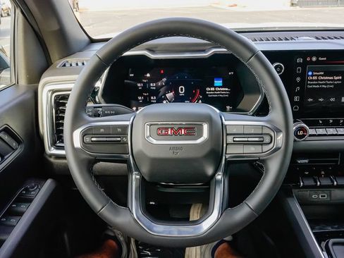 New 2026 GMC Canyon Elevation RWD image 19