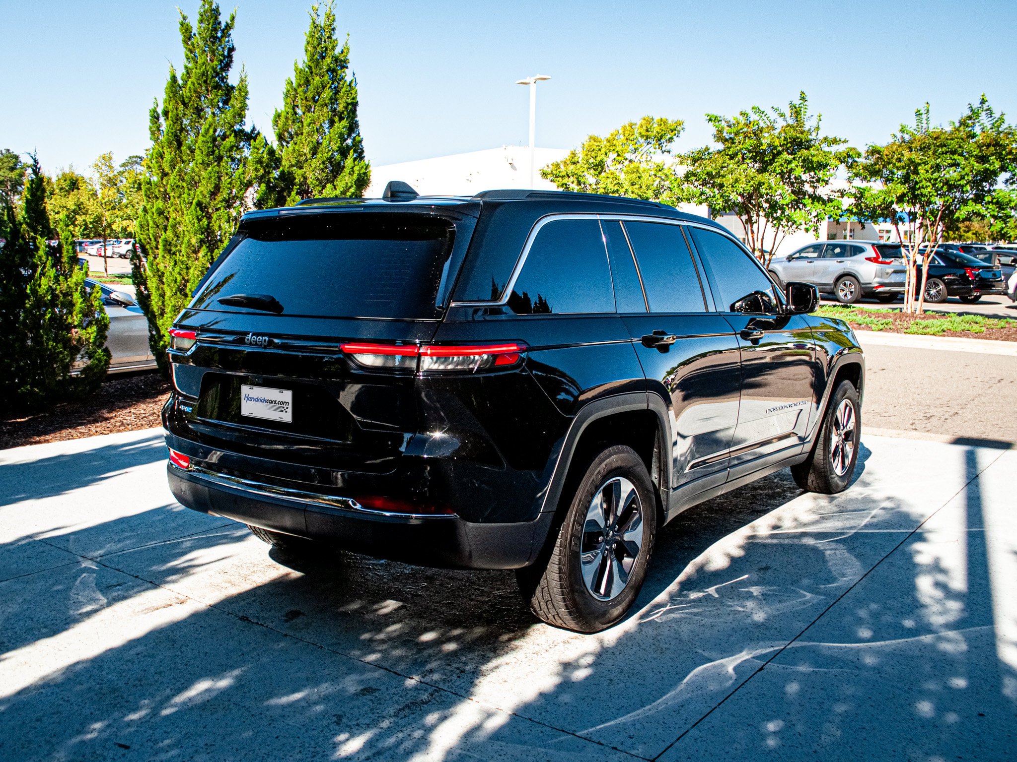 Used 2024 Jeep Grand Cherokee Limited 4xe AWD/4WD image 10