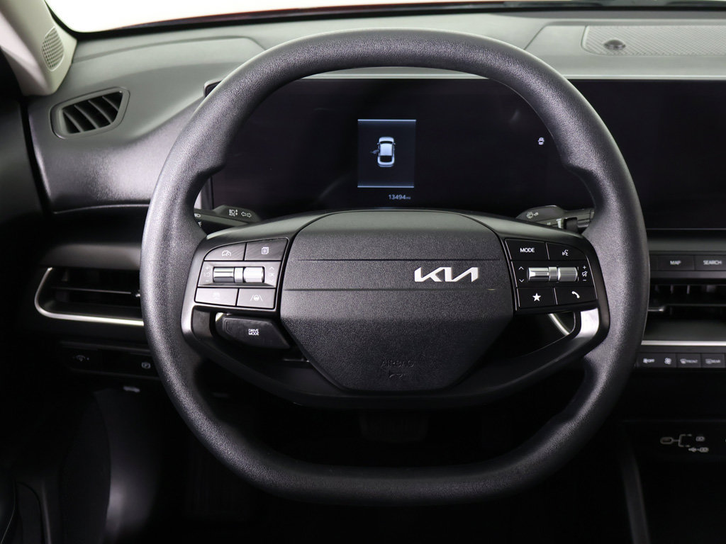 Used 2025 Kia K4 FWD image 35