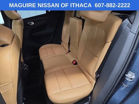 Used 2021 Volvo XC40 T5 Inscription w/ Climate Package AWD/4WD image 32