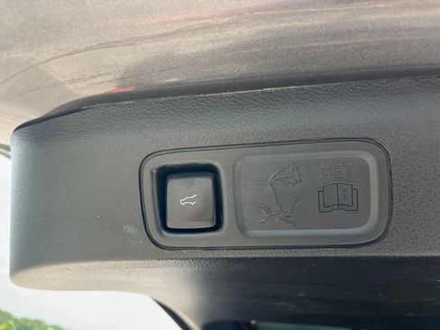 Used 2021 Ford Expedition Max XLT RWD image 7