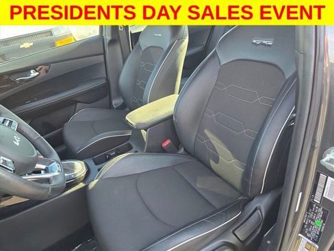 Used 2024 Kia Forte GT-Line image 12