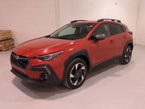 Used 2024 Subaru Crosstrek 2.5i Limited AWD/4WD image 8
