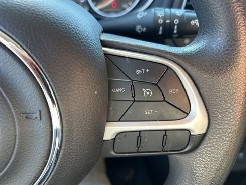 Used 2020 Jeep Compass Sport w/ Safety & Security Group image 11