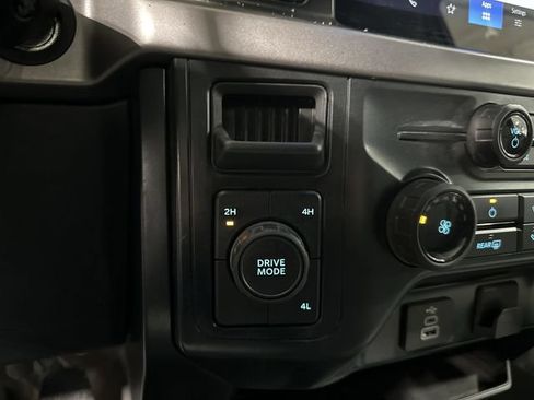 Used 2025 Ford F150 XL AWD/4WD image 27