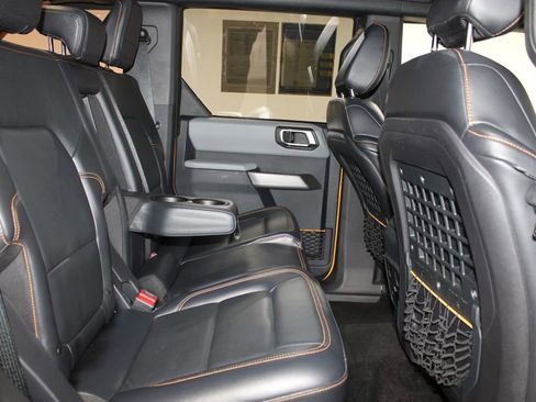 Used 2021 Ford Bronco Badlands image 35