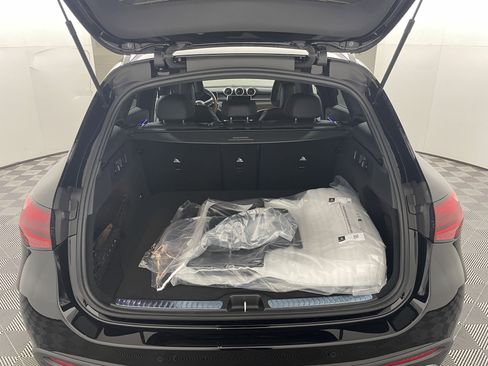 New 2026 Mercedes-Benz GLC 300 4MATIC image 19