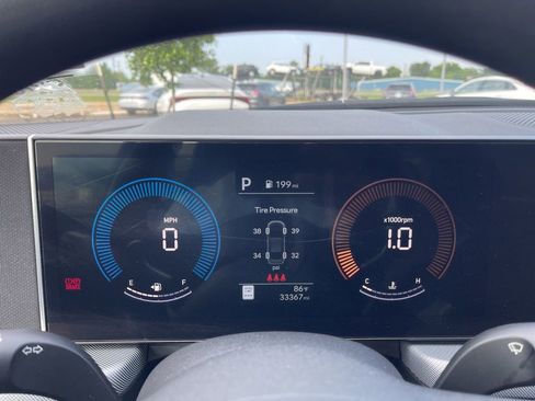 Used 2025 Hyundai Sonata SEL FWD image 9