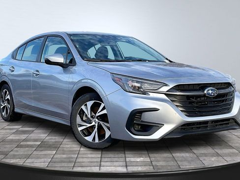 Used 2025 Subaru Legacy Premium image 9