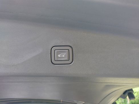 New 2026 Cadillac Vistiq Luxury image 26