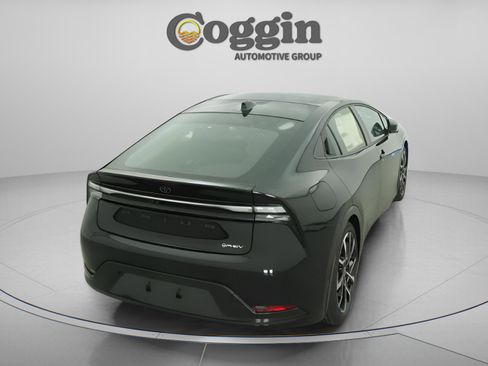 New 2026 Toyota Prius Plug-In Hybrid image 17
