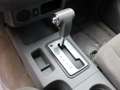 Used 2016 Nissan Frontier S image 12